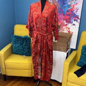 Red Patterned Kimono Robe size large
